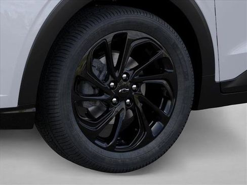 New 2027 Chevrolet Bolt RS FWD image 9