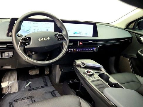Used 2023 Kia EV6 Wind RWD image 12