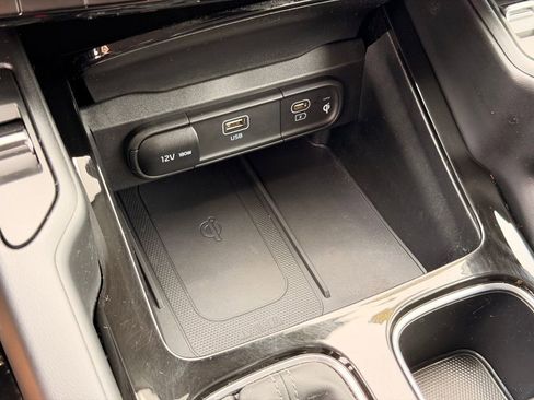 Used 2023 Kia Telluride S FWD image 35