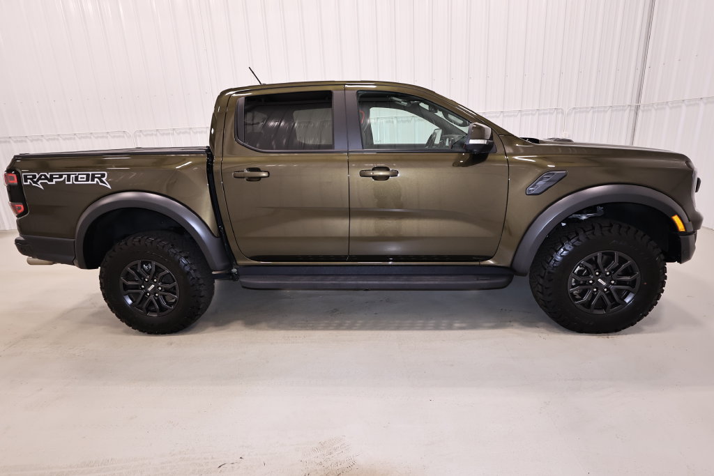 Certified 2024 Ford Ranger Raptor AWD/4WD image 2