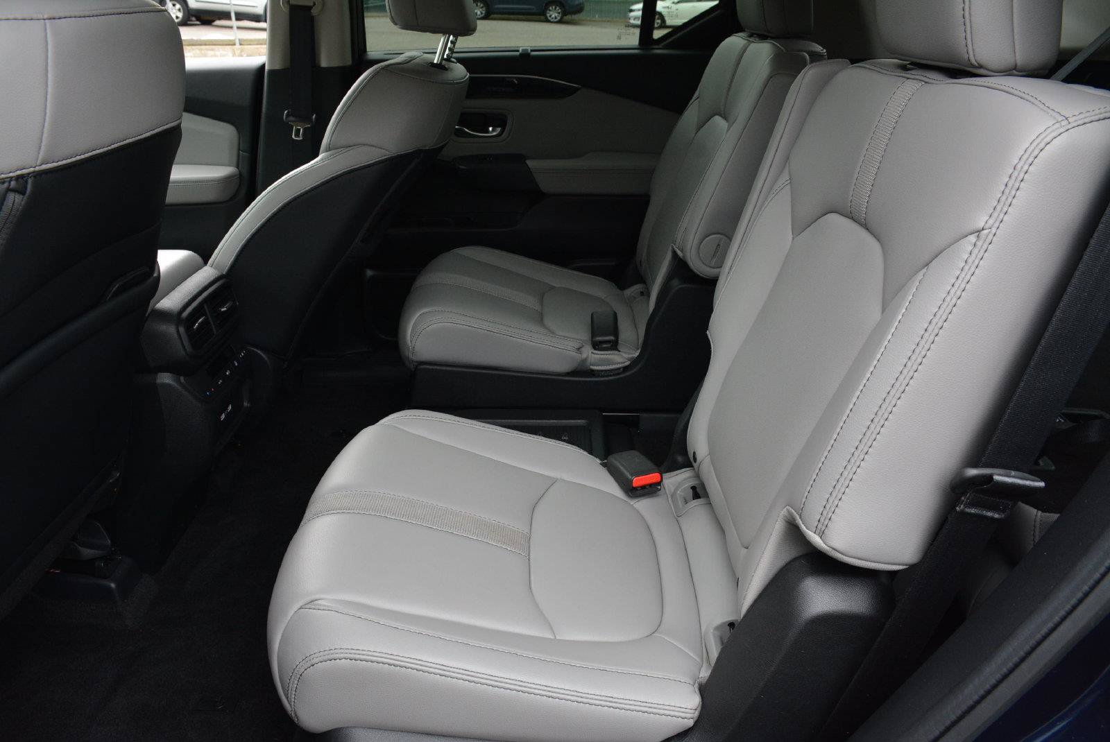 Used 2023 Honda Pilot EX-L image 12