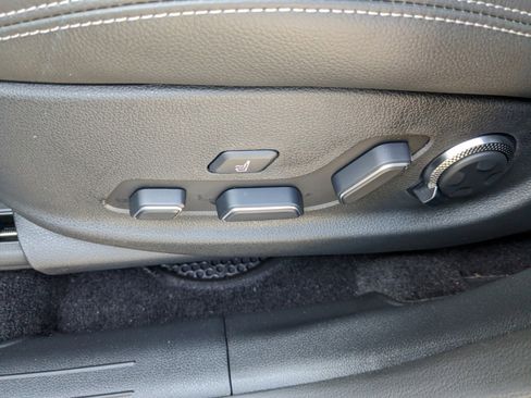 Used 2024 Genesis GV70 3.5T Sport image 18