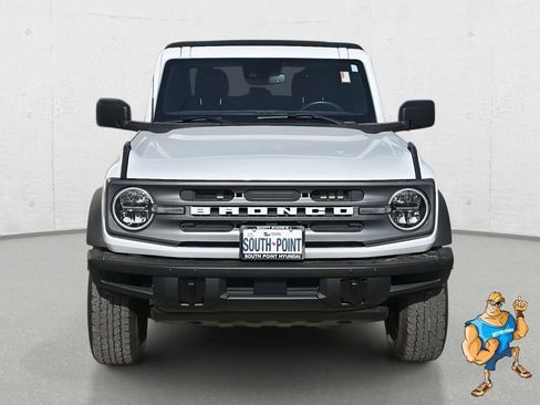 Used 2022 Ford Bronco Big Bend image 2