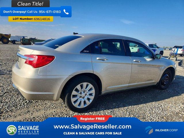 Used 2014 Chrysler 200 LX FWD image 4