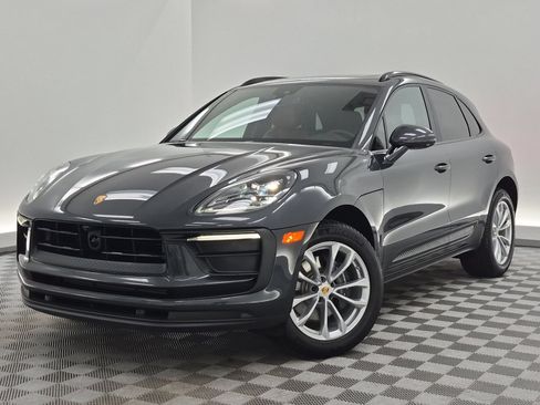 Certified 2026 Porsche Macan Turbo AWD/4WD image 1