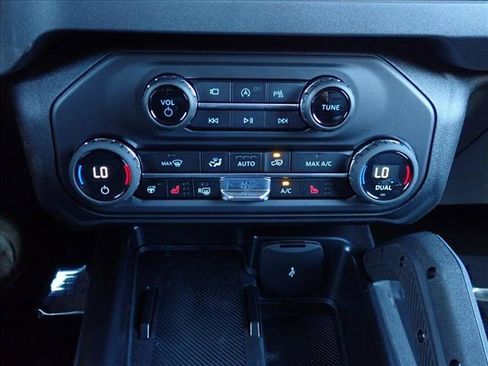 New 2026 Ford Bronco Outer Banks w/ Sasquatch Package AWD/4WD image 19