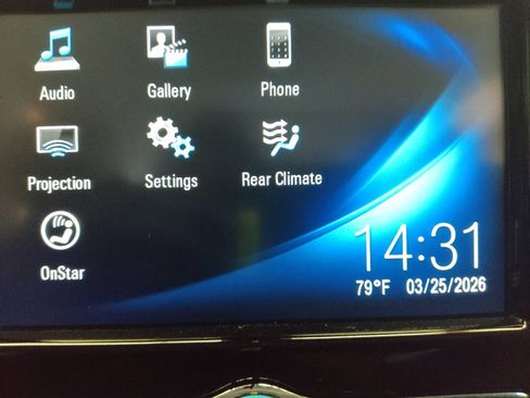 Used 2019 Chevrolet Traverse LS image 25