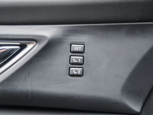 Used 2023 Subaru Ascent Limited image 38