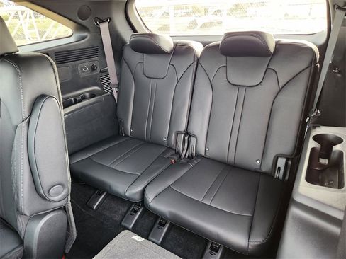 New 2026 Kia Sorento SX Prestige image 10
