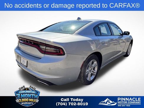Used 2023 Dodge Charger SXT RWD image 4