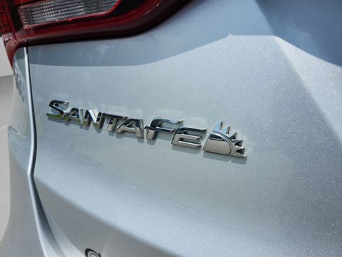 Used 2017 Hyundai Santa Fe Sport FWD image 28