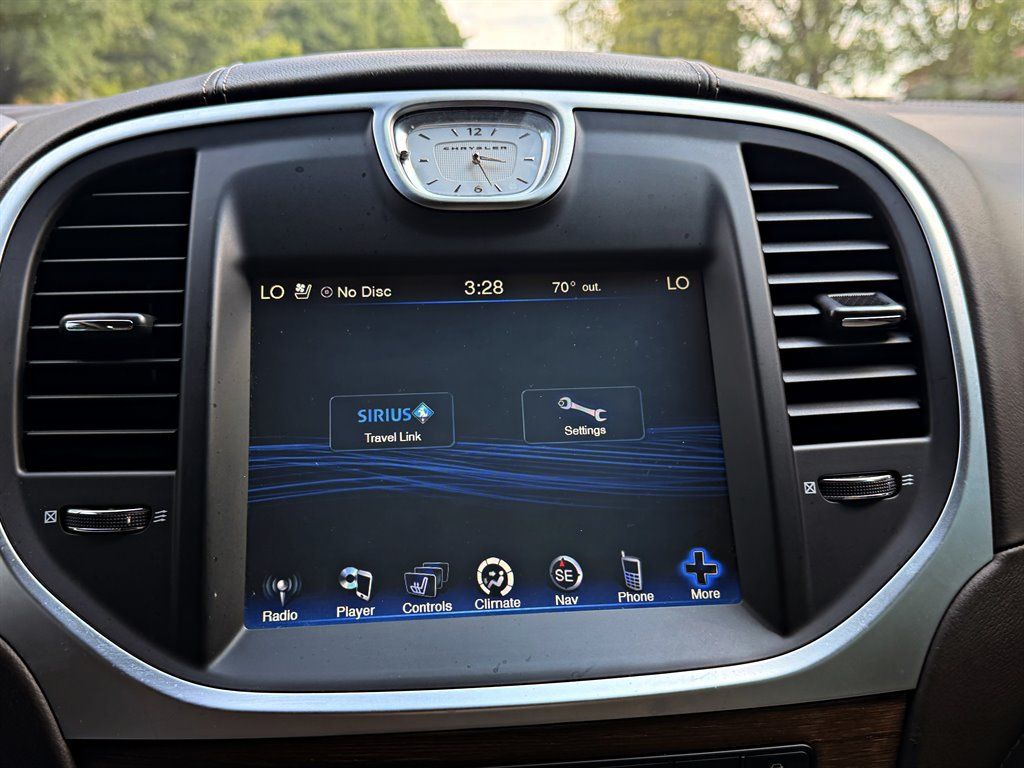 Used 2012 Chrysler 300 C Luxury Series w/ 19-Premium Speaker Group RWD image 21