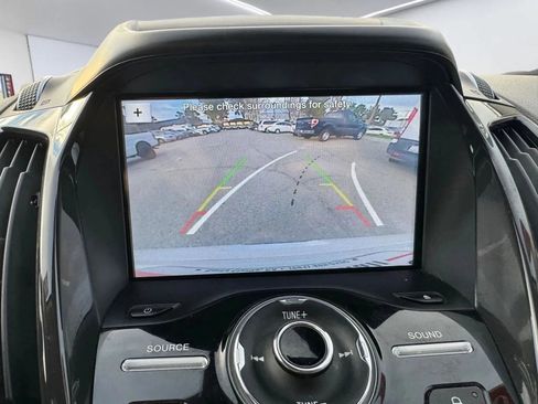 Used 2016 Ford Escape Titanium FWD image 18
