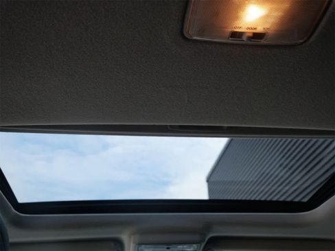 Used 2022 Toyota 4Runner Limited image 14