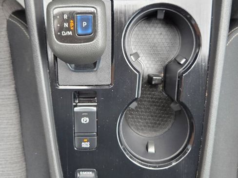 Used 2021 Nissan Rogue SV FWD image 22
