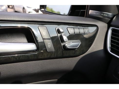 Used 2018 Mercedes-Benz GLE 350 image 31