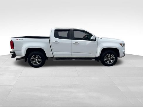 Used 2017 Chevrolet Colorado Z71 AWD/4WD image 7