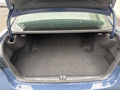 Used 2025 Subaru Legacy Premium AWD/4WD image 22
