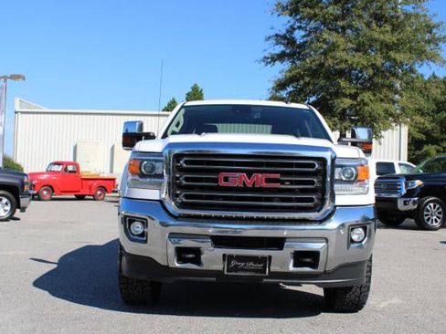Used 2016 GMC Sierra 2500 SLT w/ Duramax Plus Package image 2