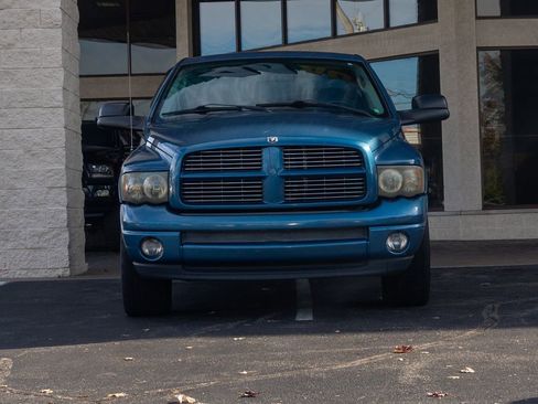 Used 2004 Dodge Ram 1500 Truck SLT w/ Quad Cab Value Group image 11