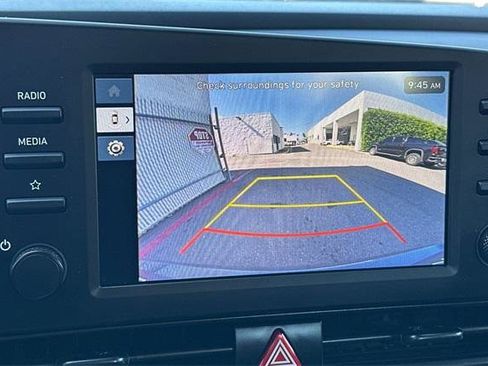 Certified 2025 Hyundai Elantra Sport image 19