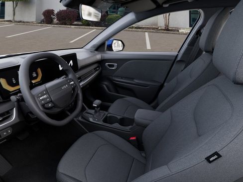 New 2026 Kia K4 LXS image 17