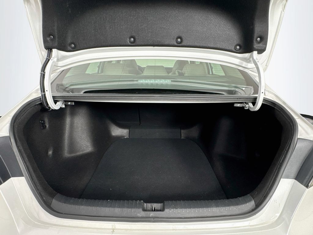 Used 2023 Honda Accord EX-L image 32