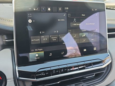 Certified 2023 Jeep Compass Limited AWD/4WD image 21