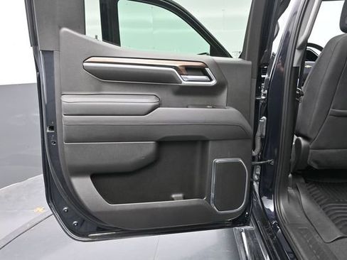 Used 2022 Chevrolet Silverado 1500 LT w/ Z71 Off-Road Package AWD/4WD image 33