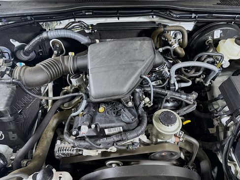 Used 2022 Toyota Tacoma SR image 38