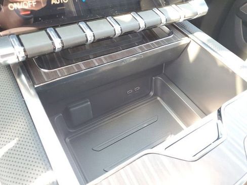 New 2025 GMC Sierra EV Denali image 24