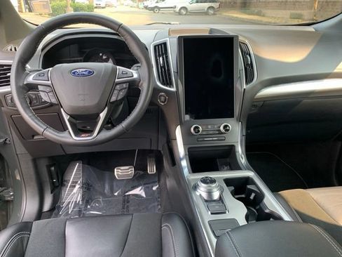 Used 2022 Ford Edge ST AWD/4WD image 17