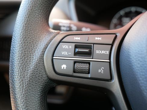 Used 2025 Honda HR-V LX image 28