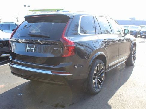 New 2026 Volvo XC90 B6 Plus w/ Protection Package Premier image 3