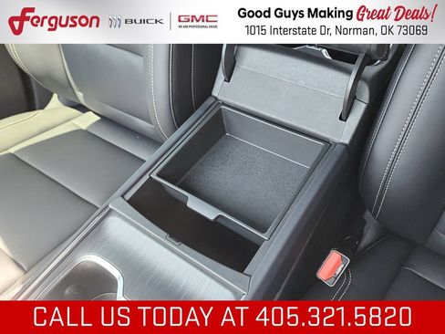 New 2026 GMC Acadia Elevation w/ Elevation Premium Package FWD image 33