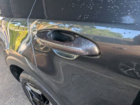 Used 2024 Kia Telluride EX FWD image 15