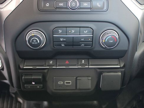 Used 2024 Chevrolet Silverado 3500 W/T w/ Snow Plow Prep Package image 18