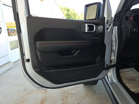 Used 2024 Jeep Wrangler Unlimited Rubicon 392 AWD/4WD image 49
