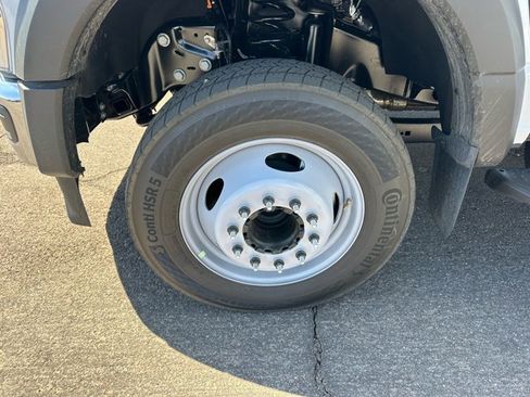 New 2024 Ford F450 XL w/ XL Chrome Package image 24