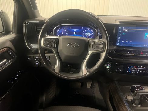 Certified 2023 Chevrolet Silverado 1500 RST w/ Redline Edition AWD/4WD image 18