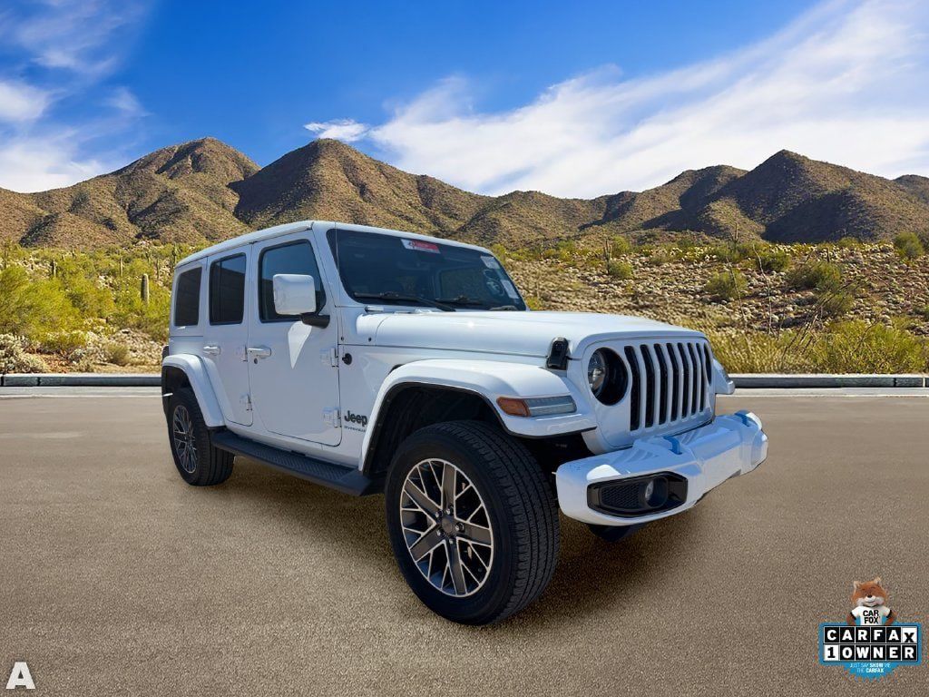 Used 2023 Jeep Wrangler Unlimited Sahara AWD/4WD image 5