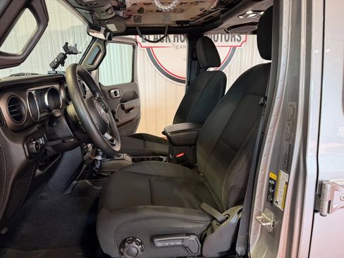 Used 2020 Jeep Wrangler Unlimited Sport AWD/4WD image 13
