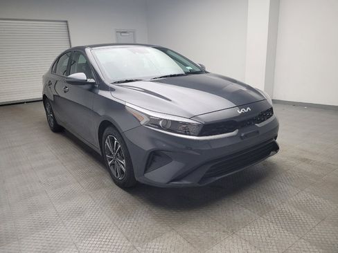 Used 2024 Kia Forte LXS image 13