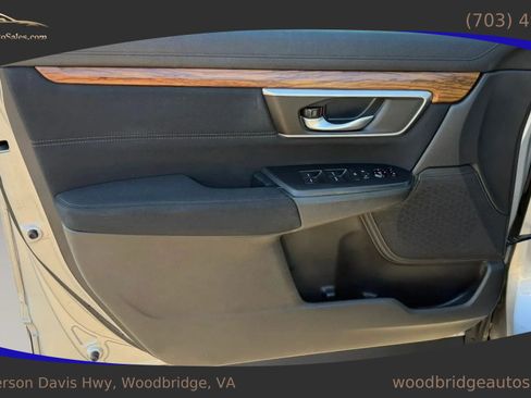 Used 2018 Honda CR-V EX image 9