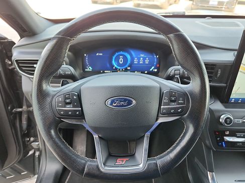 Used 2020 Ford Explorer ST w/ Premium Technology Package AWD/4WD image 16