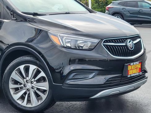 Certified 2018 Buick Encore Preferred image 2