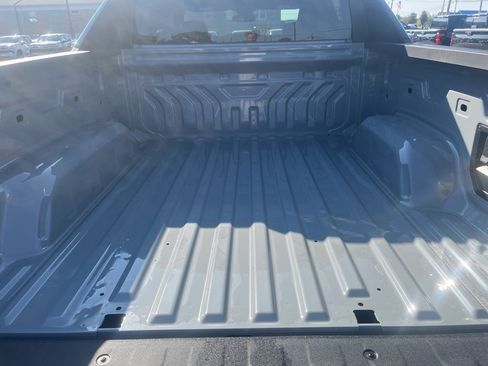 New 2025 Chevrolet Silverado EV LT image 5