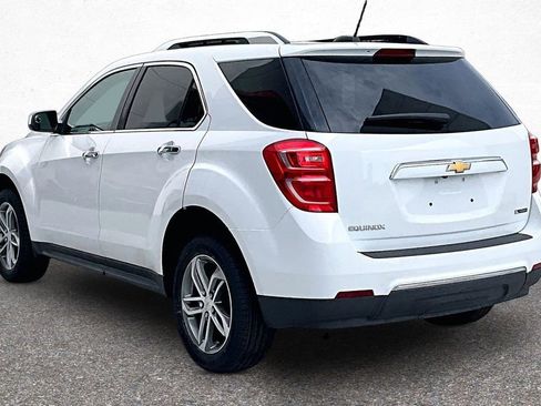 Used 2017 Chevrolet Equinox Premier w/ Enhanced Convenience Package FWD image 5
