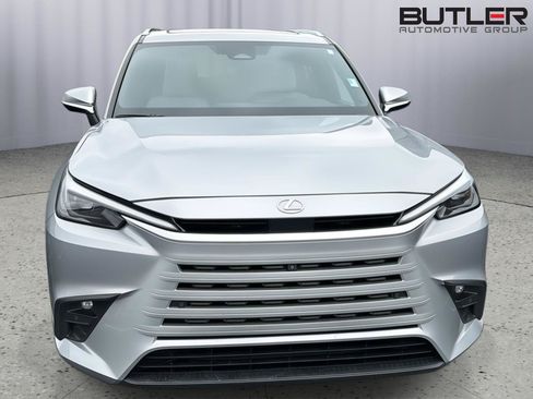 Used 2025 Lexus TX 350 FWD w/ Technology Package image 4