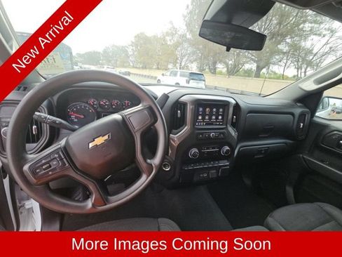 Used 2023 Chevrolet Silverado 1500 Custom RWD image 10